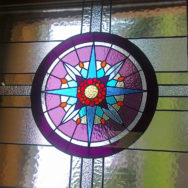 detail vitráže kaple Sv. Ducha - Lesní Albrechtice